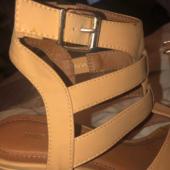 Summer Tan Wedges 7 - Picture 3 of 5